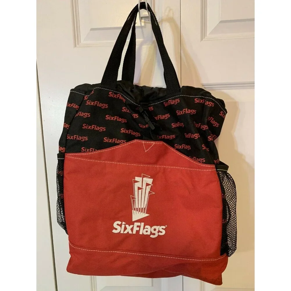 Six Flags Back Pack Medium‎ Red Black